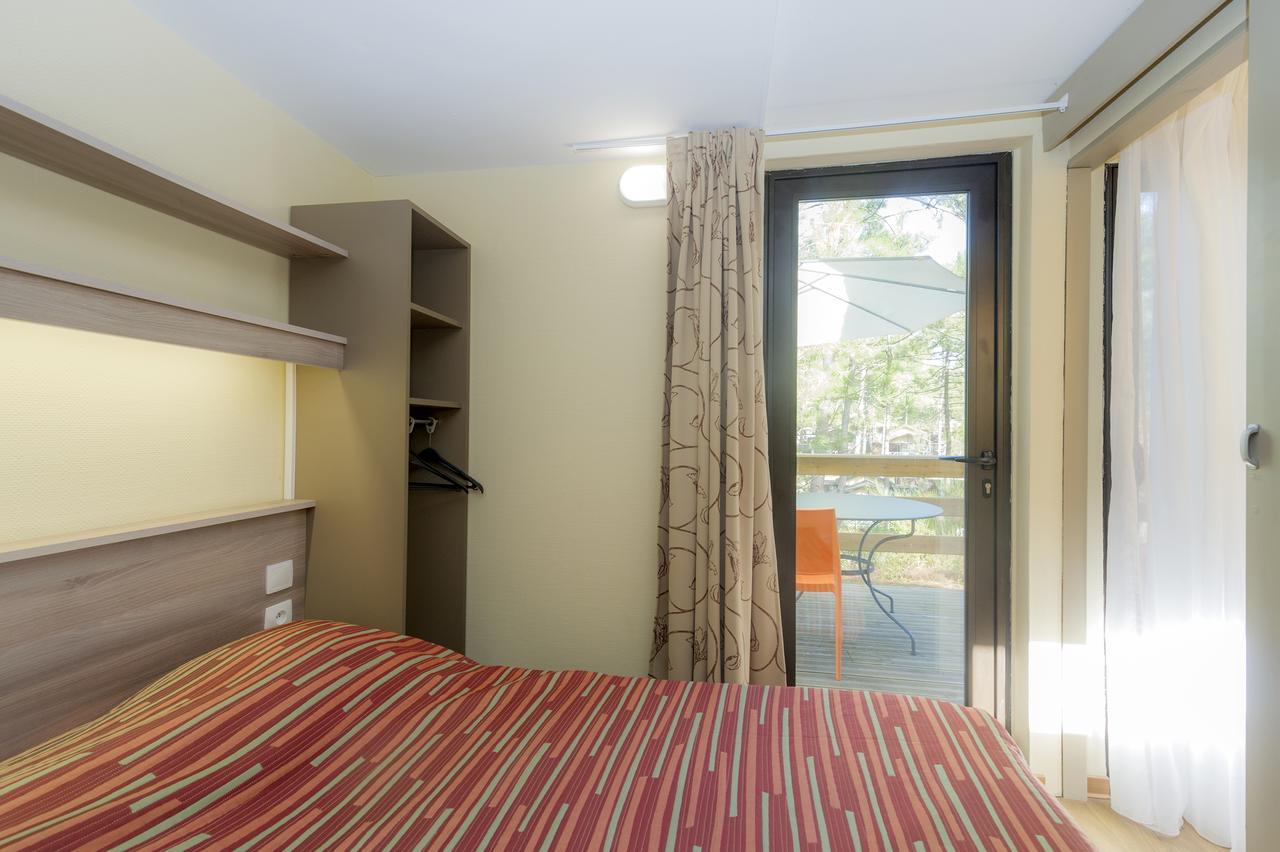 Vtf Les Oyats Sylvadoures Hotel โมบุยซง ภายนอก รูปภาพ