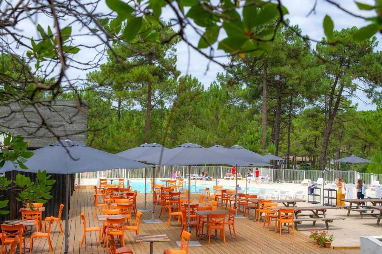 Vtf Les Oyats Sylvadoures Hotel โมบุยซง ภายนอก รูปภาพ